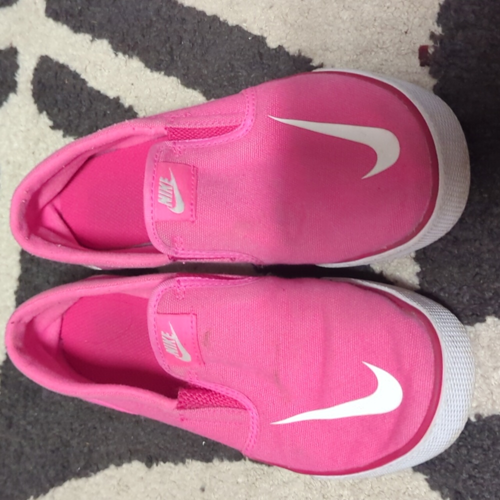 Nike 1.5 - Picture 1 of 4